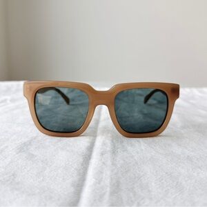 CARLA COLOUR Sunglasses